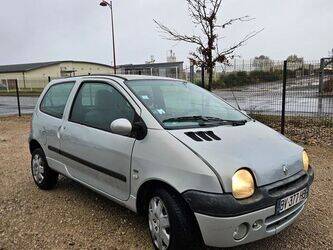 صورة ل سيارات 2003 رينو Twingo