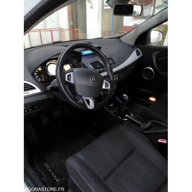 2012 Renault Megane-43882513