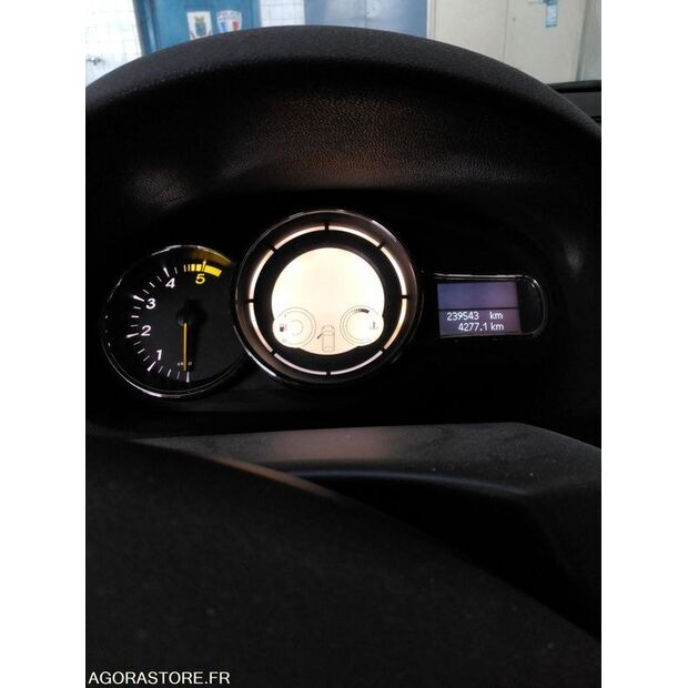 2012 Renault Megane-43882514