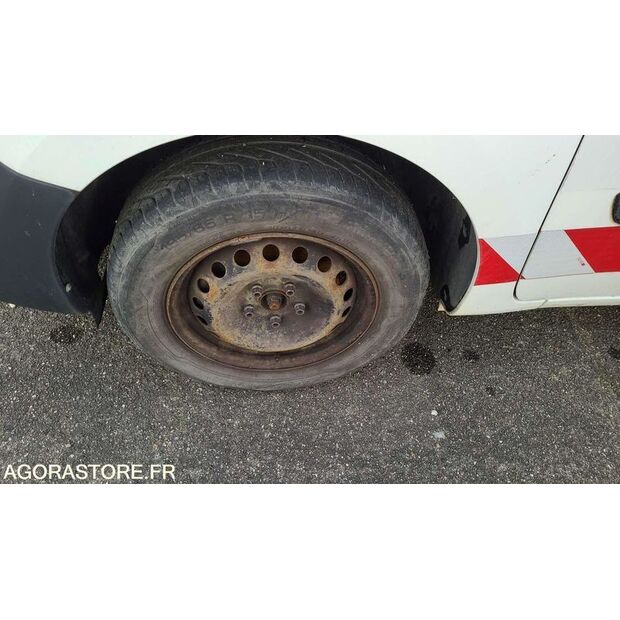 2010 رينو Kangoo-43882927