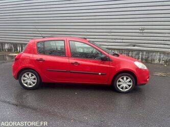 صورة ل سيارات 2013 رينو Clio