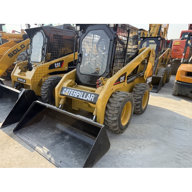 2023 كاتربيلر 226B3-43883869