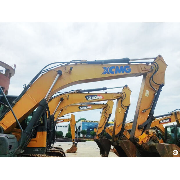 2018 اكس سي ام جي XE215DA-43884055