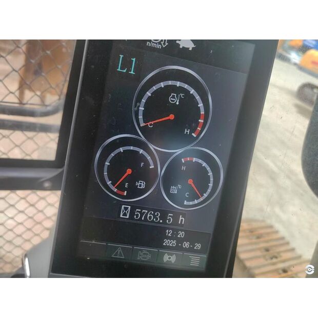 2018 اكس سي ام جي XE215DA-43884057