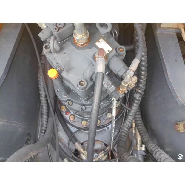 2018 اكس سي ام جي XE215DA-43884060