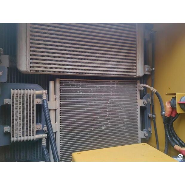 2018 اكس سي ام جي XE215DA-43884062