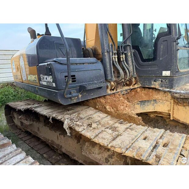 2022 XCMG XE200DA-43884656