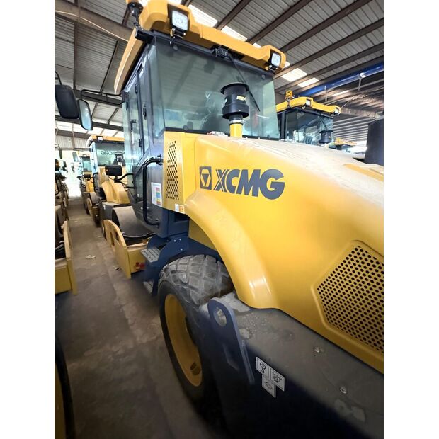 2023 اكس سي ام جي XS83-43885140