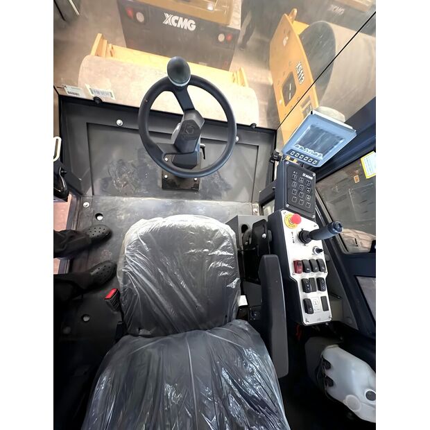 2023 اكس سي ام جي XS83-43885142