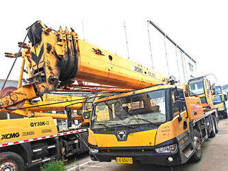 صورة ل كرينات محمولة على شاحنة 2014 اكس سي ام جي QY25K-II