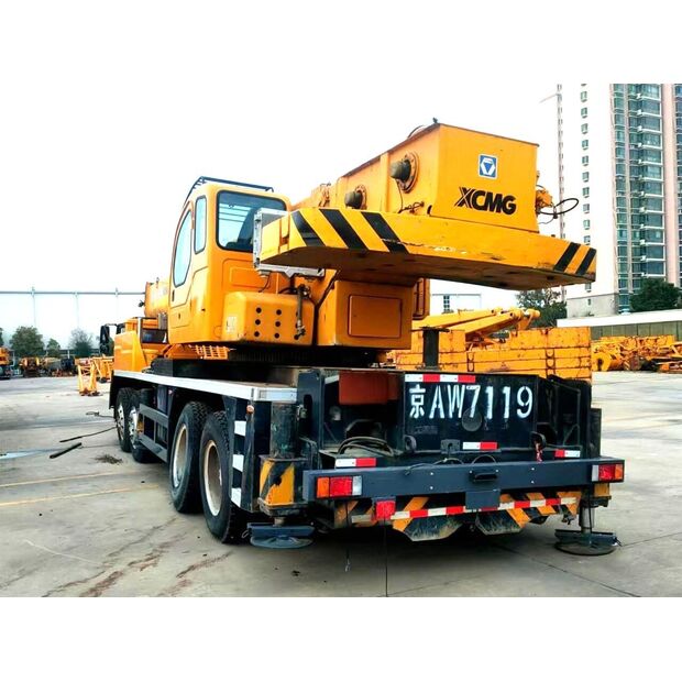 2011 XCMG QY70K-I-43885780