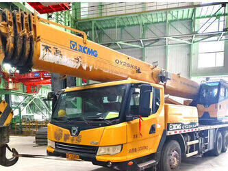 صورة ل كرينات صالحة لكل أنواع الطرق 2018 اكس سي ام جي QY25K5A