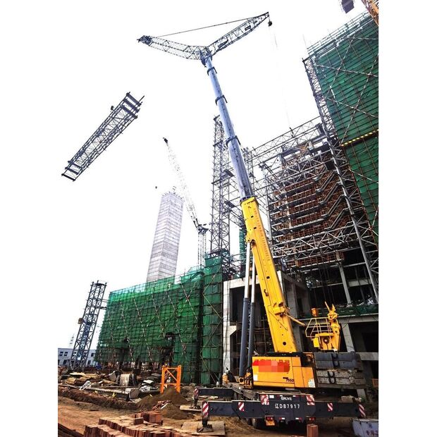 2009 جروف GMK7450-43886444