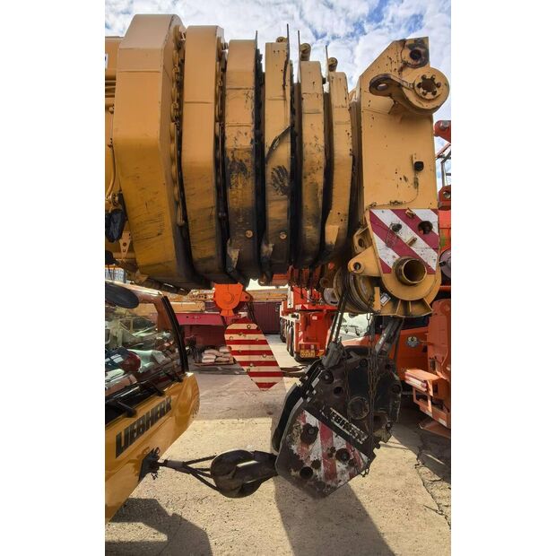 2020 Liebherr LTM1500-8.1-43886868