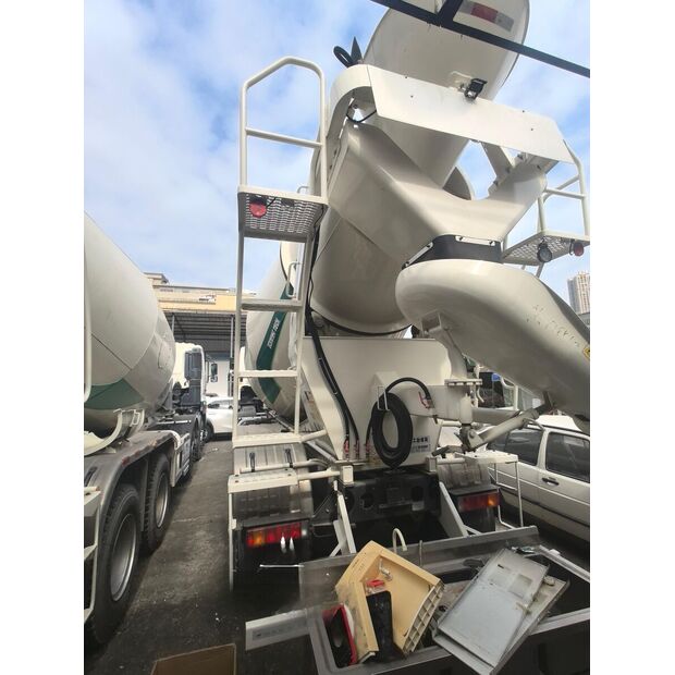 2021 اكس سي ام جي G4804B-43888081