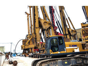 صورة ل معدات الحفر 2020 اكس سي ام جي XR220D