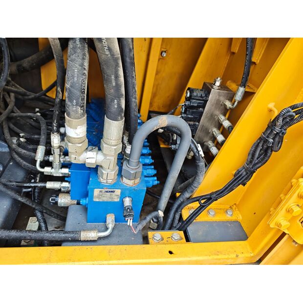 2020 XCMG XR240E-43889291