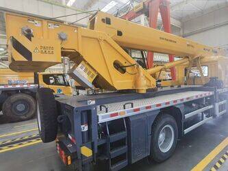 صورة ل كرينات صالحة لكل أنواع الطرق 2022 اكس سي ام جي XCT12