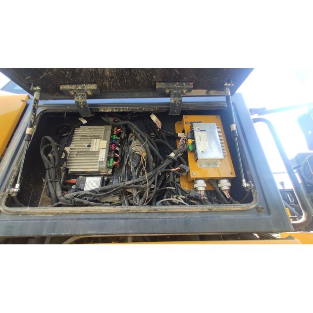 2021 اكس سي ام جي XDR9OT-AT-43889867