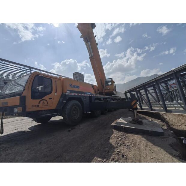 2012 XCMG QAY240-43889944