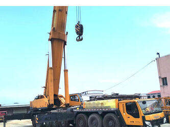 صورة ل كرينات صالحة لكل أنواع الطرق 2011 اكس سي ام جي QAY500