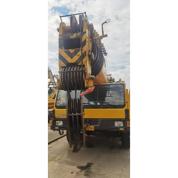2011 XCMG QAY300-43890062