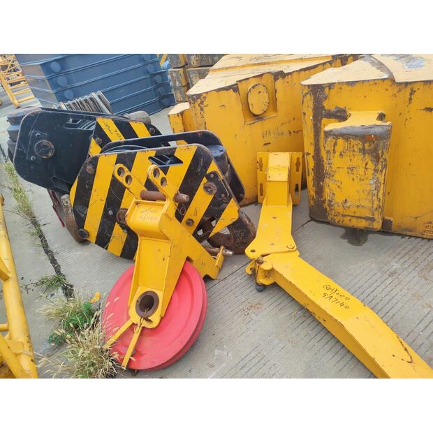 2011 XCMG QAY300-43890071