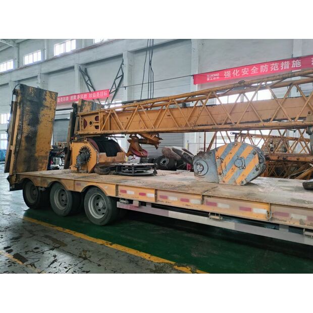 2011 XCMG QAY300-43890079