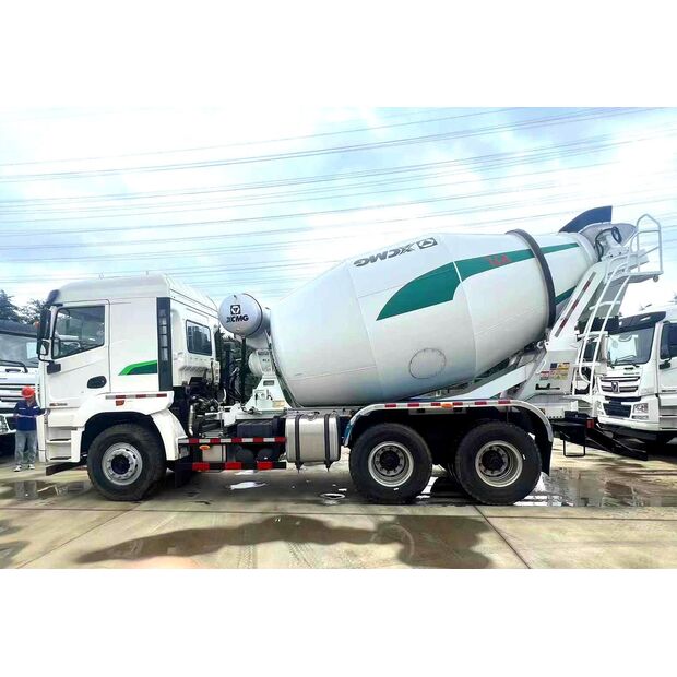 2022 اكس سي ام جي G10V-43890084