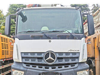 صورة ل مضخات الخرسانة 2020 مرسيدس بنز Arocs 4143