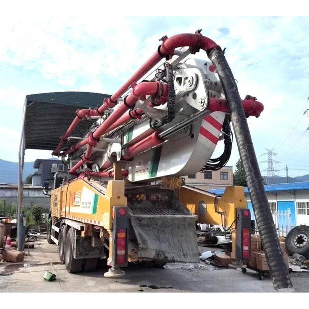 2021 Sitrak HB52V-43890240