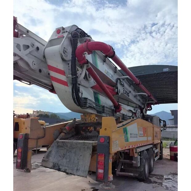 2021 Sitrak HB52V-43890242