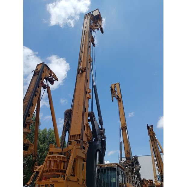 2020 اكس سي ام جي XR240E-43890374