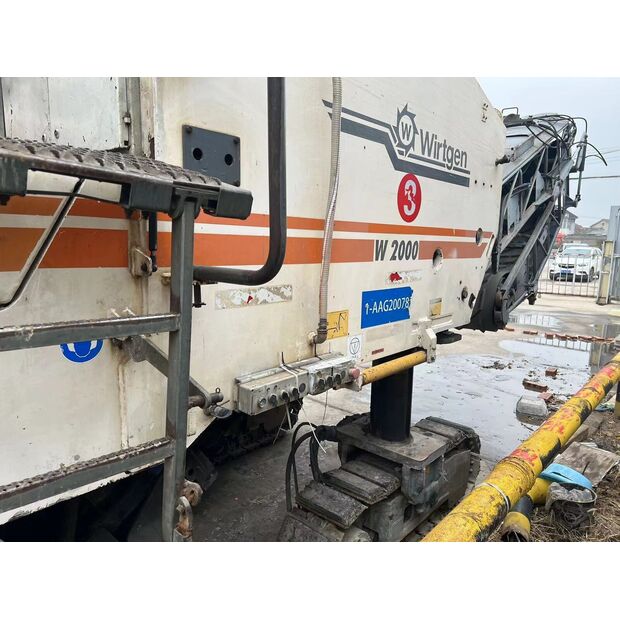 2004 Wirtgen W2000-43891600