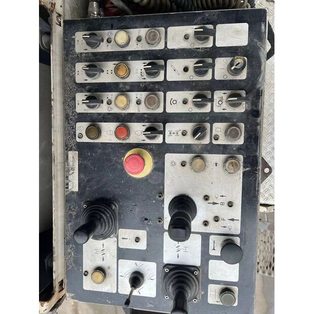 2004 Wirtgen W2000-43891602