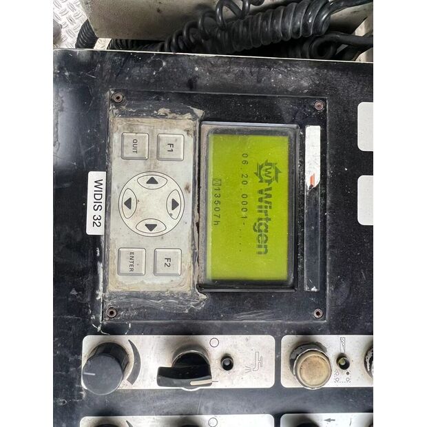 2004 Wirtgen W2000-43891603