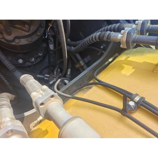 2019 اكس سي ام جي XE215DA-43891776