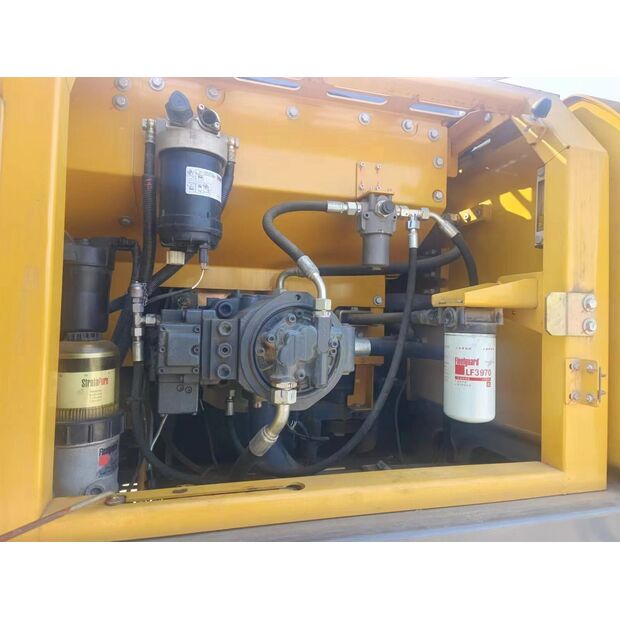 2019 اكس سي ام جي XE215DA-43891784