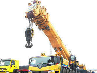 صورة ل كرينات صالحة لكل أنواع الطرق 2022 اكس سي ام جي XCA460