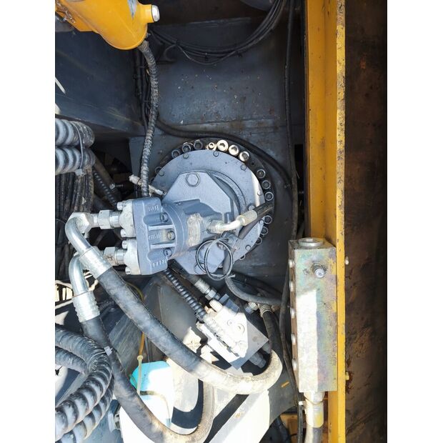 2022 اكس سي ام جي XR240E-43892189