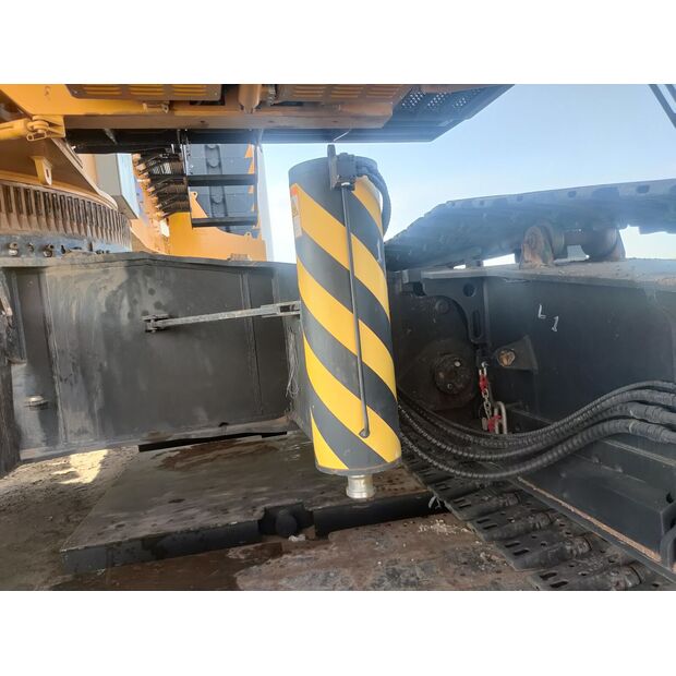 2021 تيريكس XGC11000A-43892420