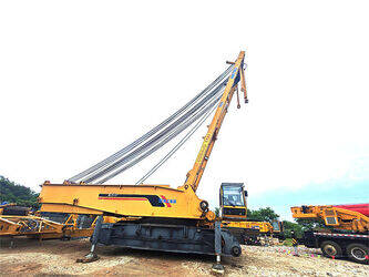 صورة ل كرينات مجنزرة 2015 اكس سي ام جي XGC500