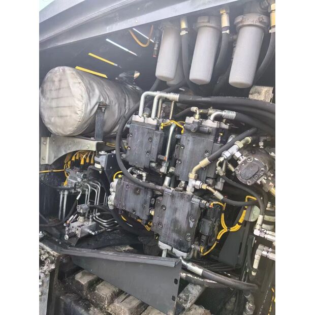 2017 BOMAG BF800C-43892678