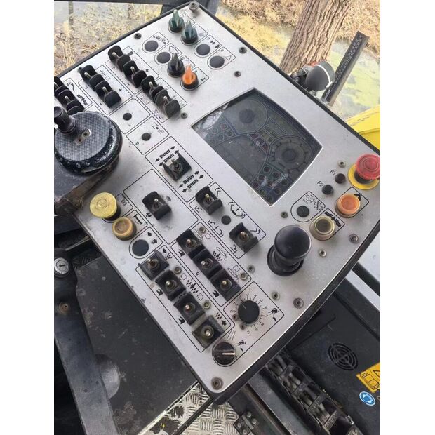 2017 BOMAG BF800C-43892680