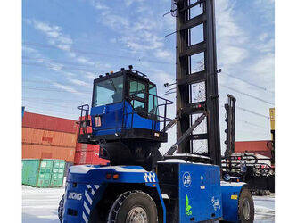 صورة ل رافعات شوكية - حاويات 2023 اكس سي ام جي XCH907E