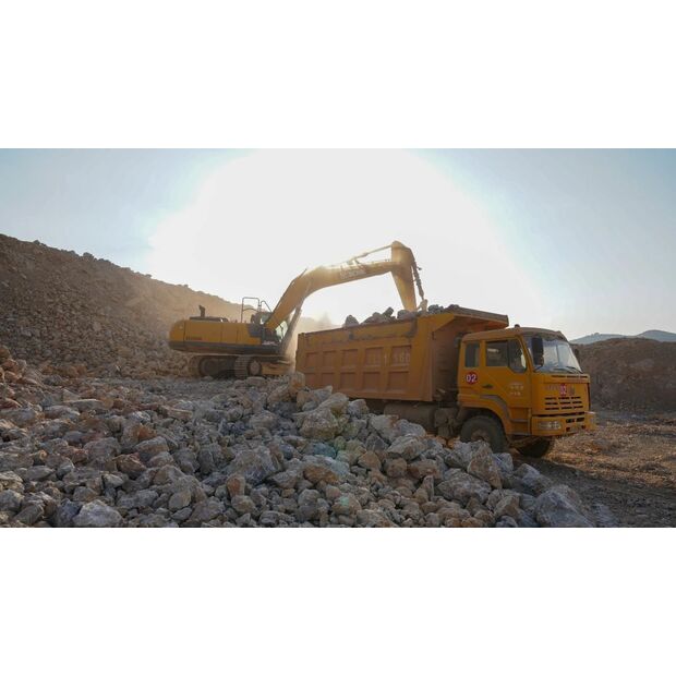 2020 XCMG XE335DK-43892757