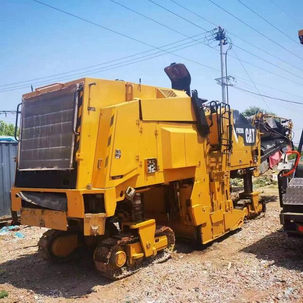 2011 كاتربيلر PM200-43892813