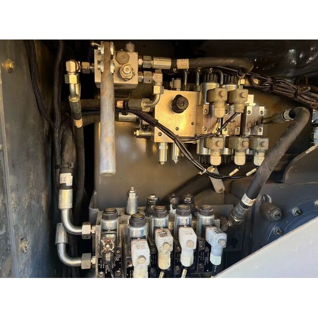 2017 VOGELE Super1880L-43893460