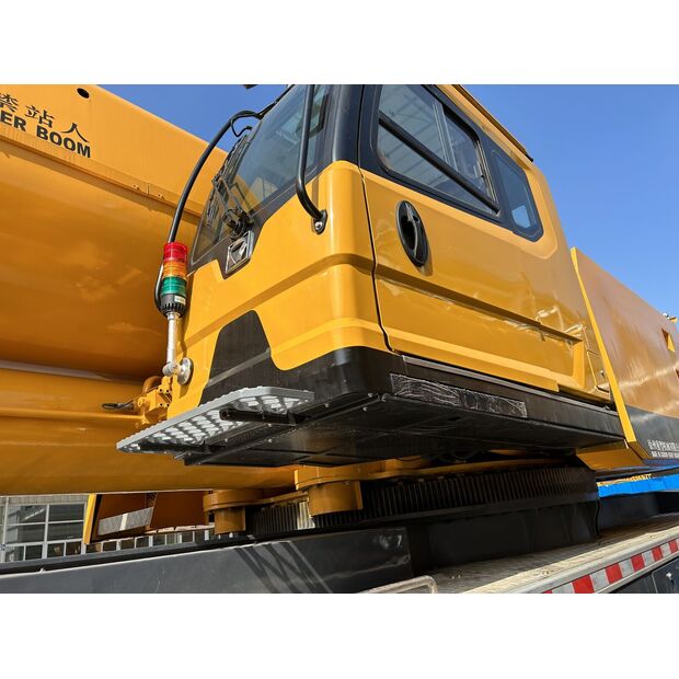 2009 اكس سي ام جي QAY200-43893575