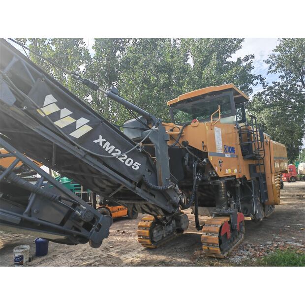 2018 اكس سي ام جي XM2205-43893632